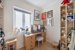 Bedroom- click for photo gallery